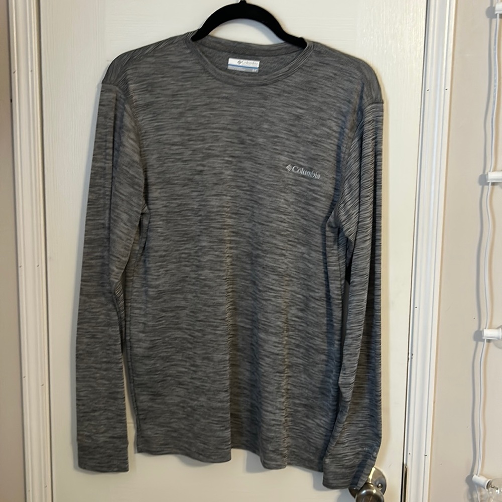Men’s Columbia long sleeve shirt